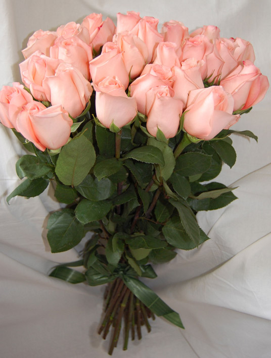букет розовых роз